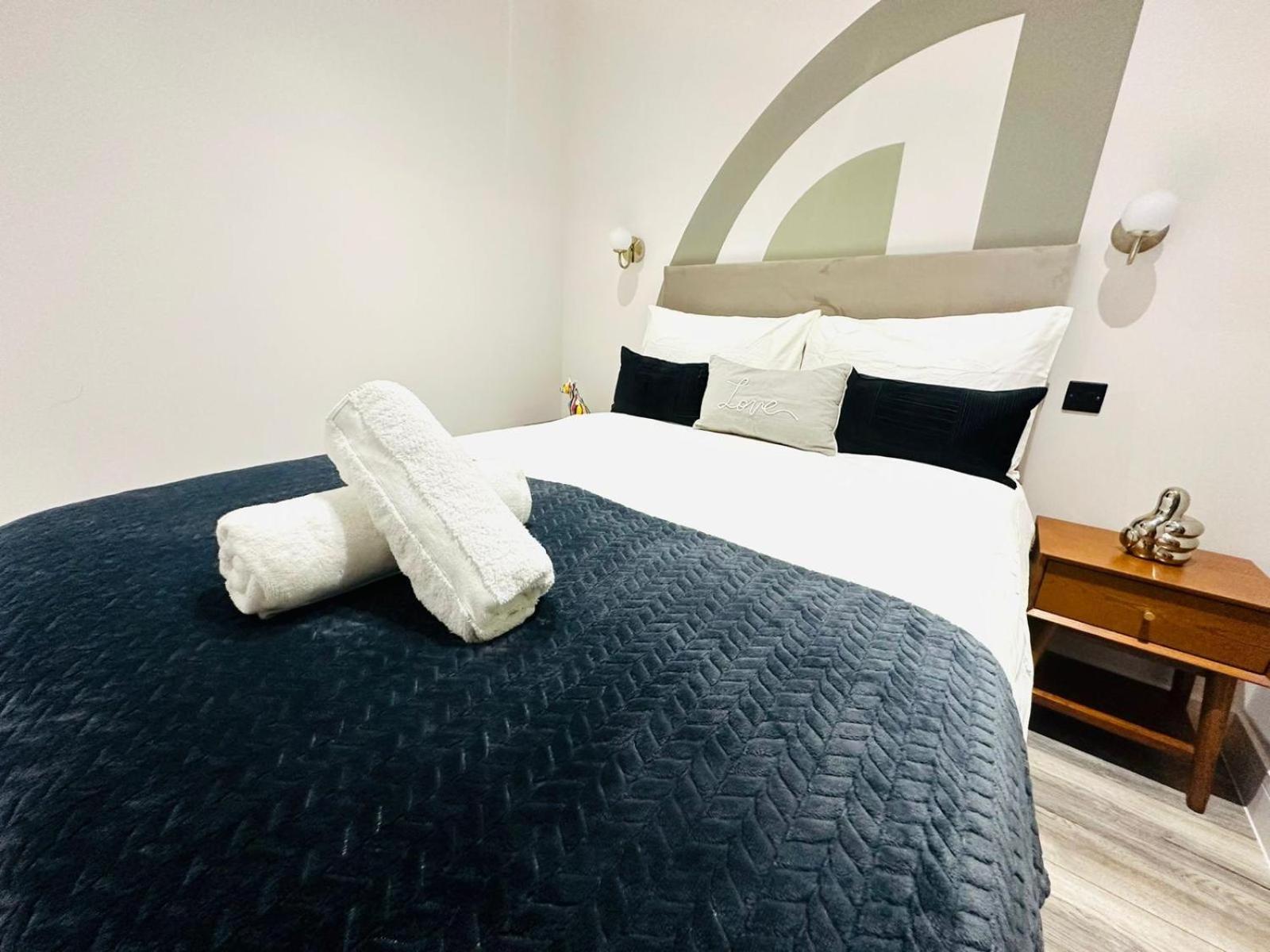 Luxury Central London Flats, Perfect And Ideal For Tourists מראה חיצוני תמונה