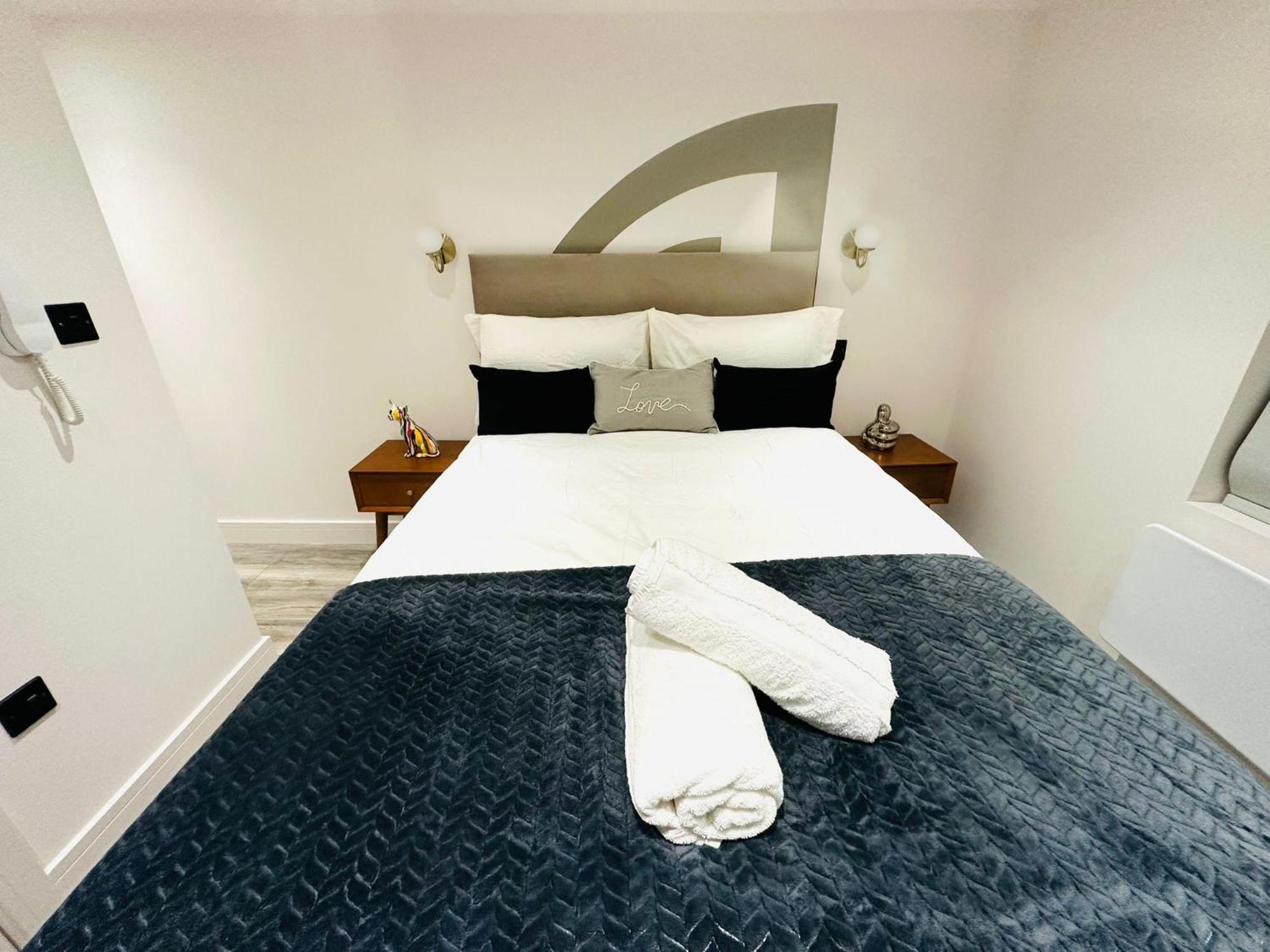 Luxury Central London Flats, Perfect And Ideal For Tourists מראה חיצוני תמונה